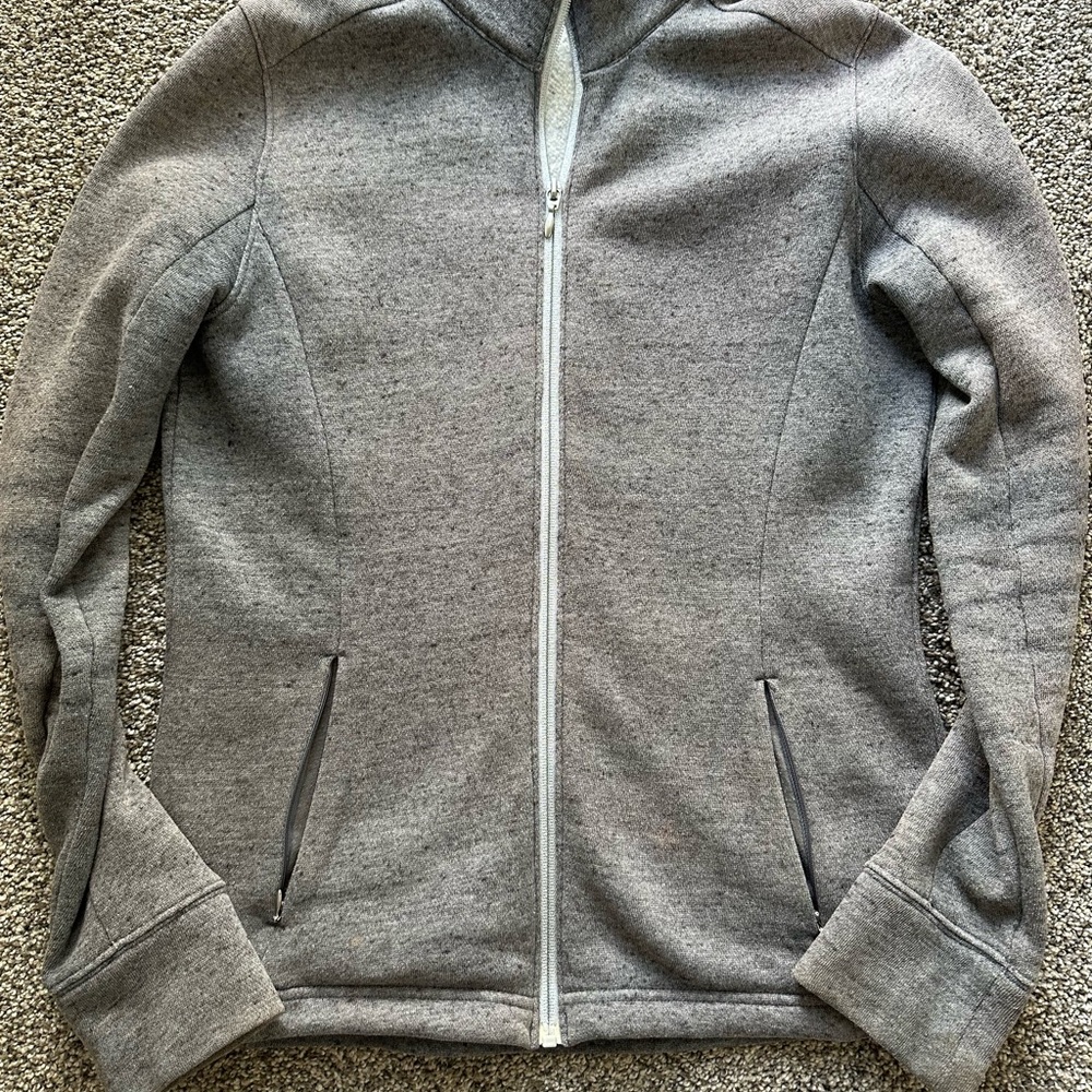 Gray Zip-Up by Gear size S